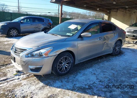 2014 Nissan Altima 2.5 S z USA, uszkodzony, nr VIN 1N4AL3AP8EC117541